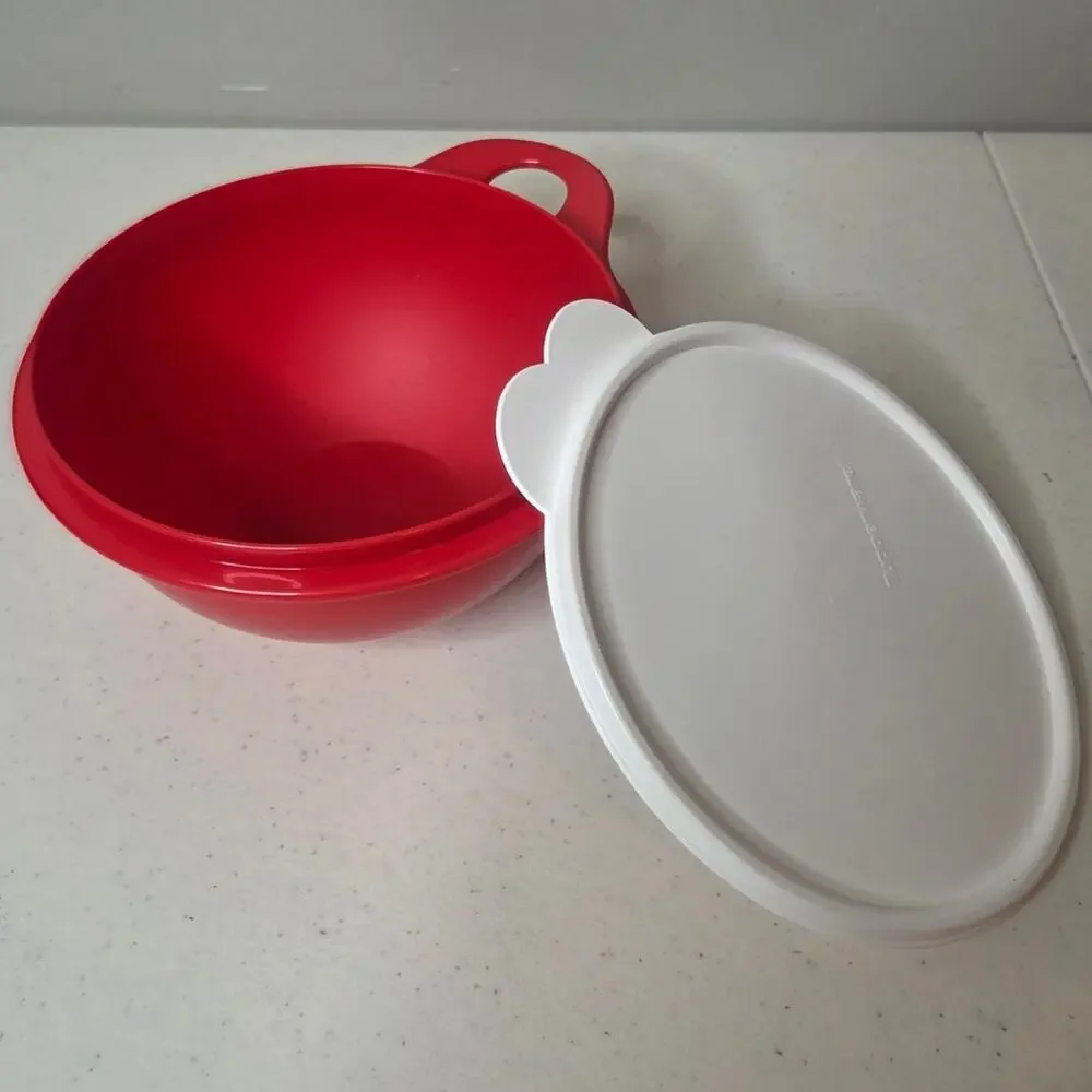 Tupperware Thatsa Bowl Jr 12 Cup Chili Red New Mixing Bowl w Lid Kitchen